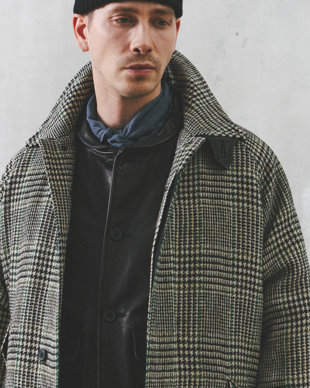 Eastlogue - Highland Balmacaan Coat (Black & Beige Wool Check) product image 3 | TRAB K-Fashion Australia