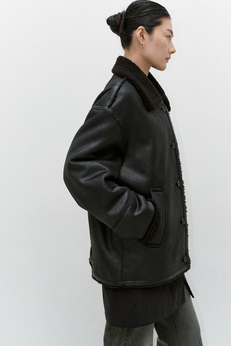 Insilence - Vintage Button-down Mustang (Black) product image 2 | TRAB K-Fashion Australia