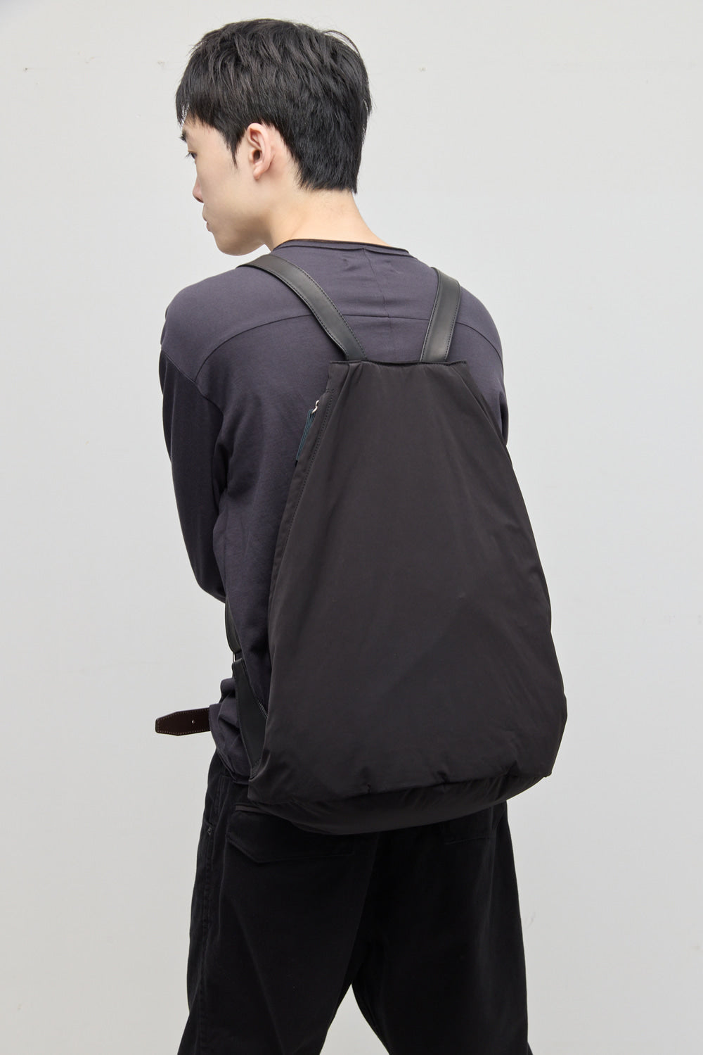 Hatchingroom - Flat Backpack (Black) product image 17 | TRAB K-Fashion Australia