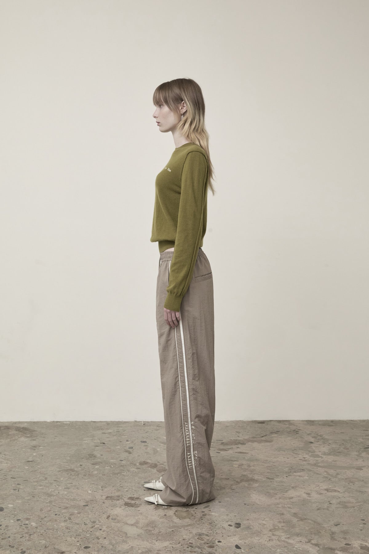 Matin Kim - Cashmere Blended Round Knit Pullover (Olive) product image 7 | TRAB K-Fashion Australia