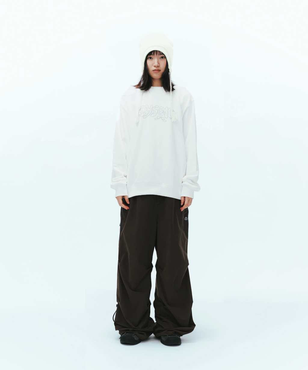 Coyseio - Coy Sweatshirt (White) product image 1 | TRAB K-Fashion Australia