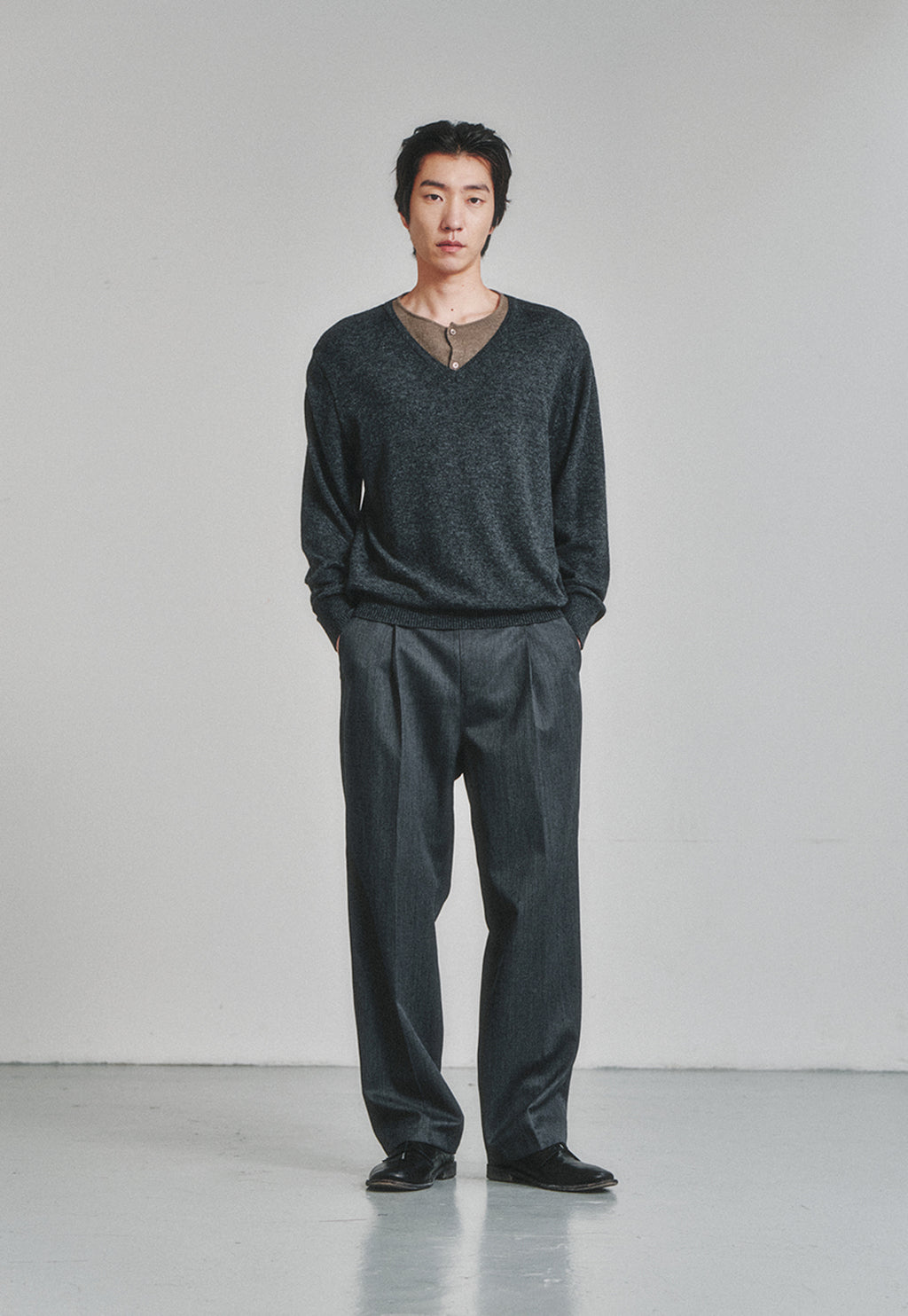 Art if acts - Union Henley (Charcoal/Mud) product image 2 | TRAB K-Fashion Australia