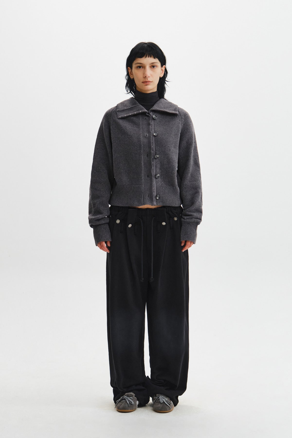 Matin Kim - Snap Tuck Washed Sweatpants (Black) product image 6 | TRAB K-Fashion Australia