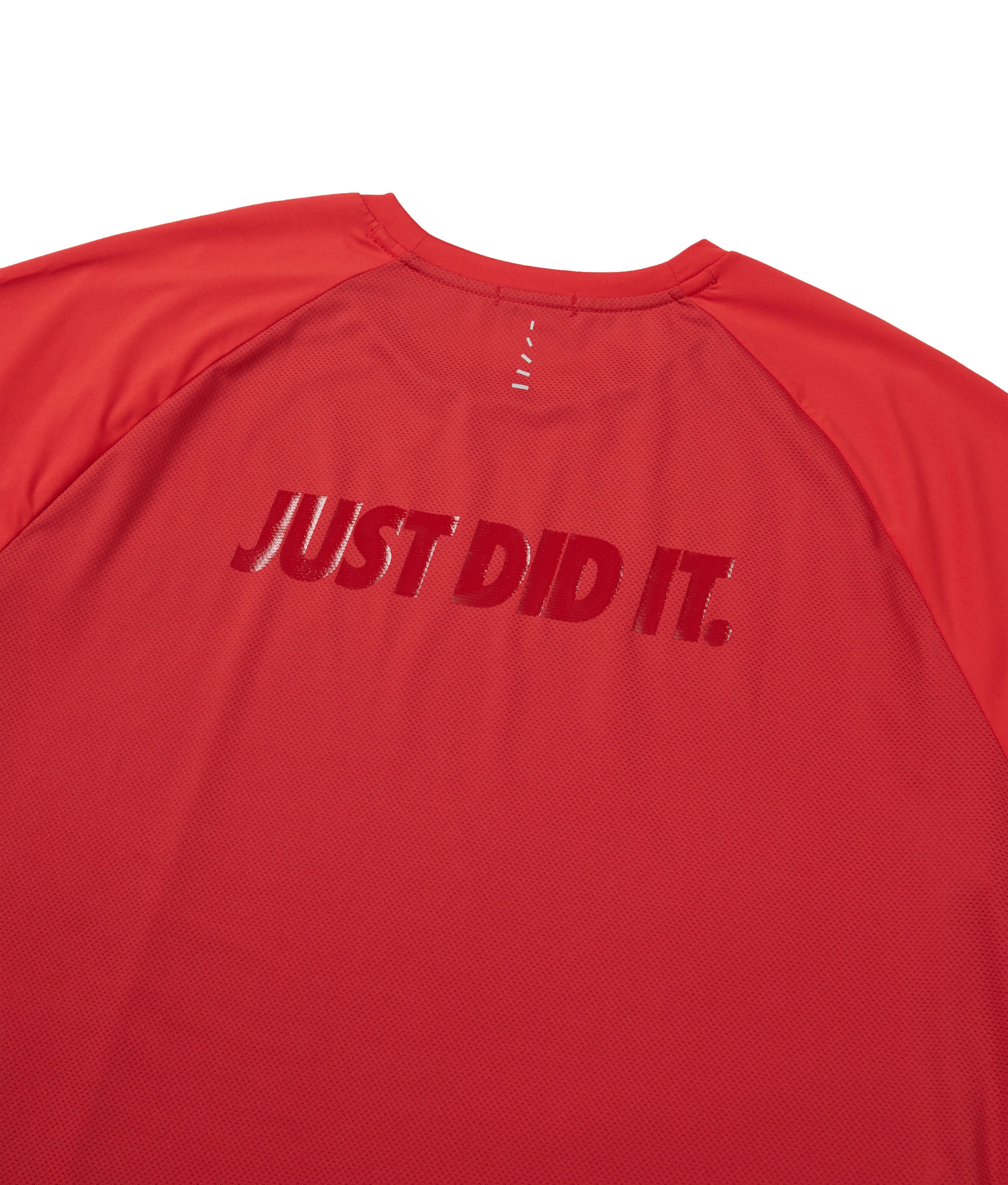 XLIM - Ep.9 03 T-Shirt (Red) product image 7 | TRAB K-Fashion Australia