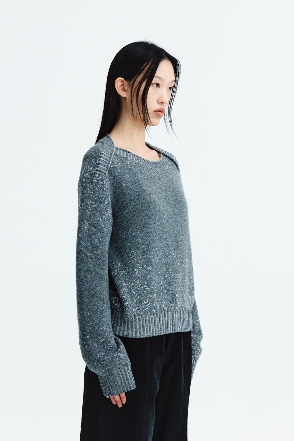 Matin Kim - Boat Neck Two Tone Knit Pullover (Grey) product image 9 | TRAB K-Fashion Australia