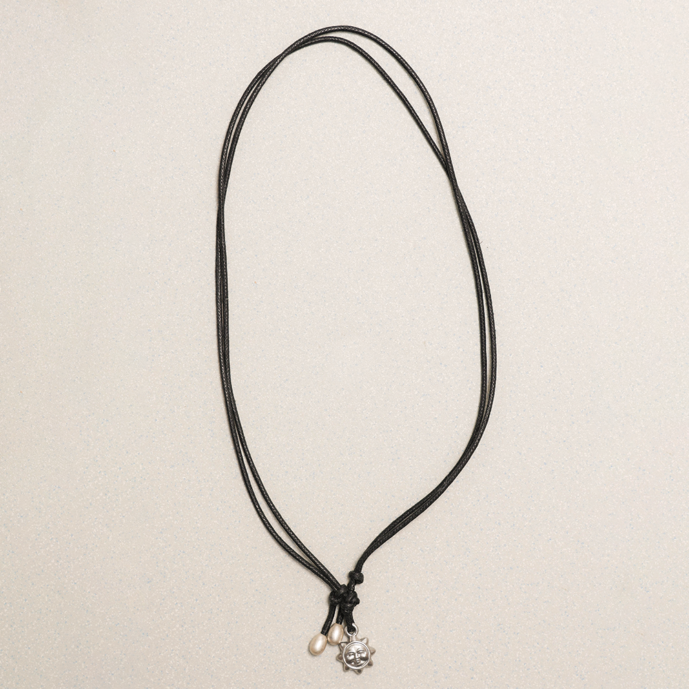 Towtow Archive - Minima Solar Necklace (Silver) product image 1 | TRAB K-Fashion Australia