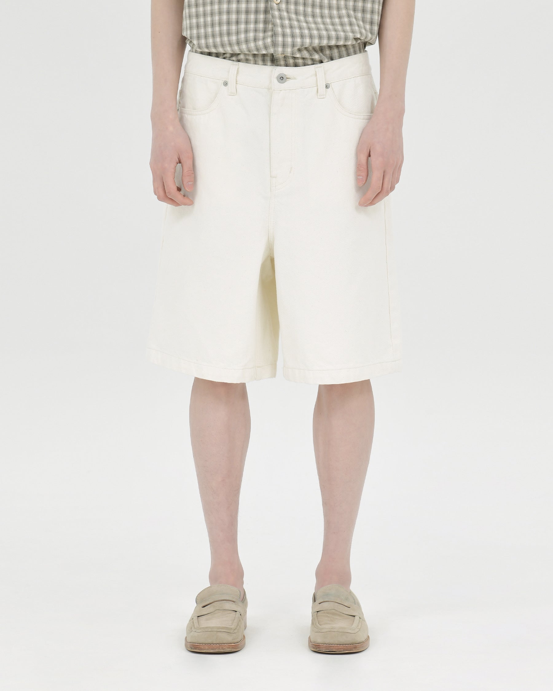 Brownyard - Denim Shorts (Ecru) product image 1 | TRAB K-Fashion Australia