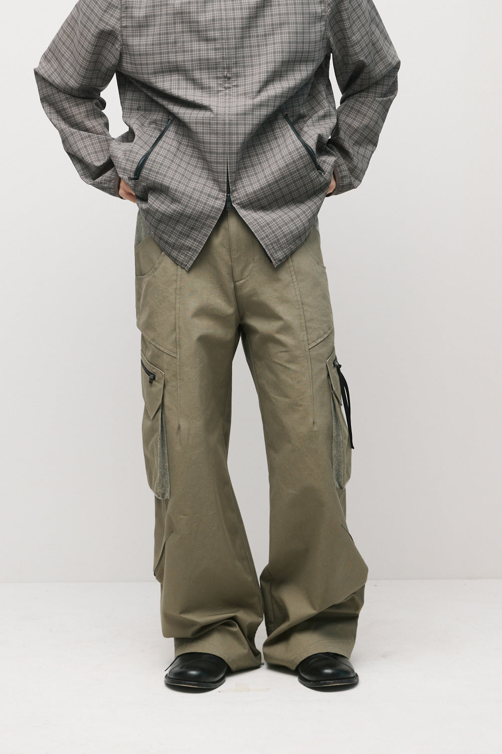 Hatchingroom - Darted Cargo Pants (Dark Beige) product image 7 | TRAB K-Fashion Australia