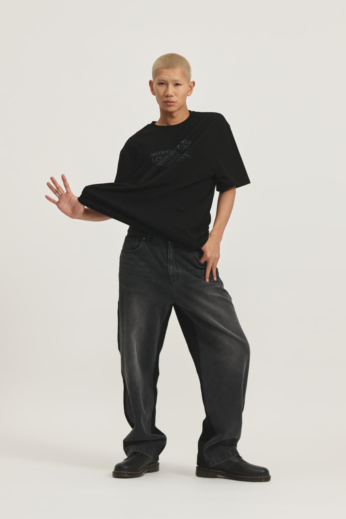 Matin Kim - Peaches Love Car Etc Graphic Top (Black) product image 13 | TRAB K-Fashion Australia