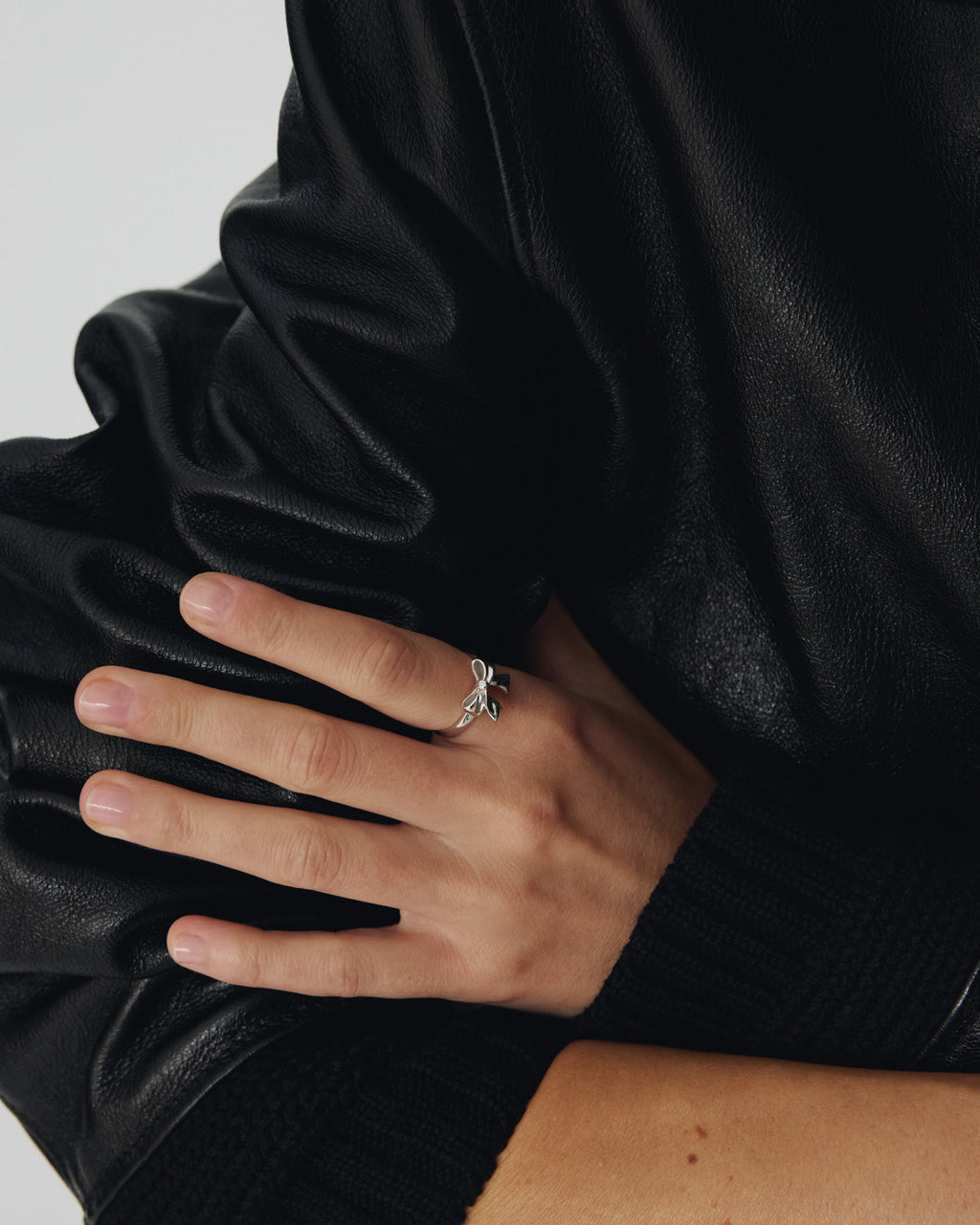 Numbering - Small Ribbon Ring #3606 product image 1 | TRAB K-Fashion Australia