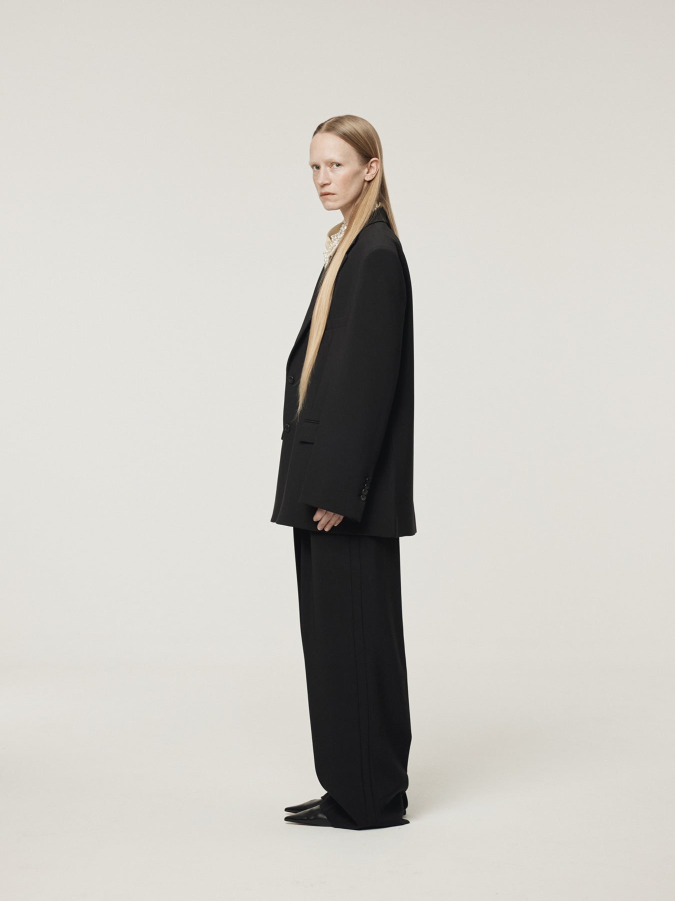 Recto - Double Pleated Wide Pants (Black) product image 3 | TRAB K-Fashion Australia