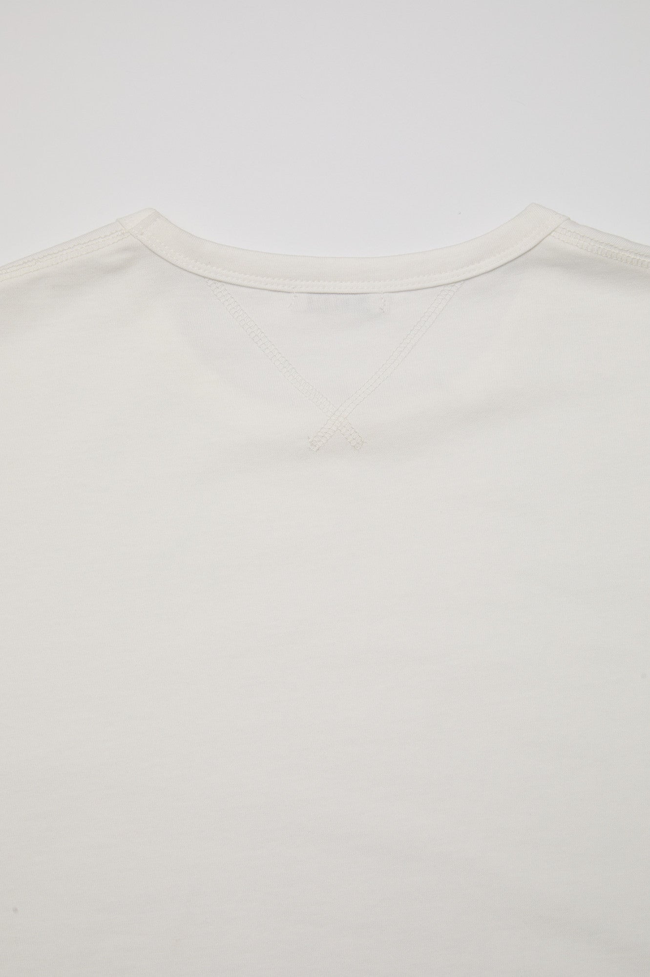 Coor - Chain Stitch Pointed Crop T-Shirt (Offwhite) product image 6 | TRAB K-Fashion Australia