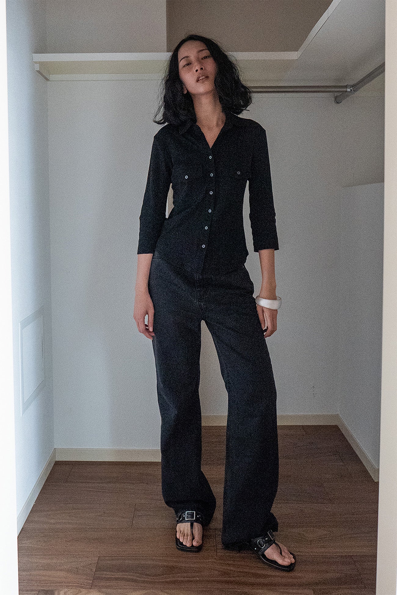 Deinet - Button Collar T-Shirt (Black) product image 5 | TRAB K-Fashion Australia