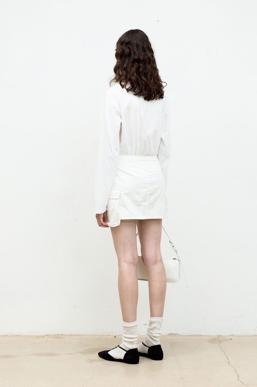 Coor - Printed Long Sleeve T-Shirt (White) product image 4 | TRAB K-Fashion Australia