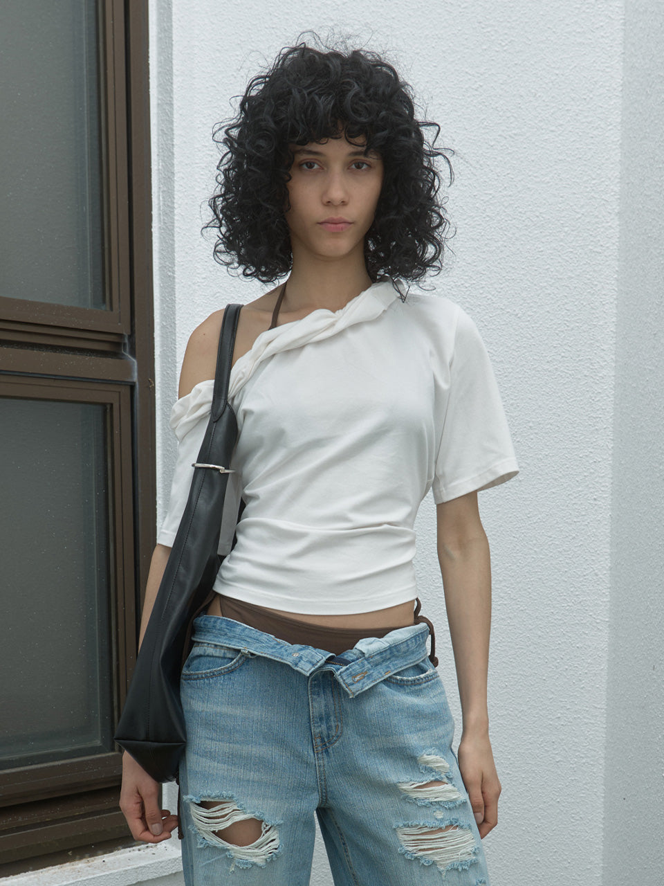 Kijun - Twist One-Shoulder Top (Off-White) product image 3 | TRAB K-Fashion Australia
