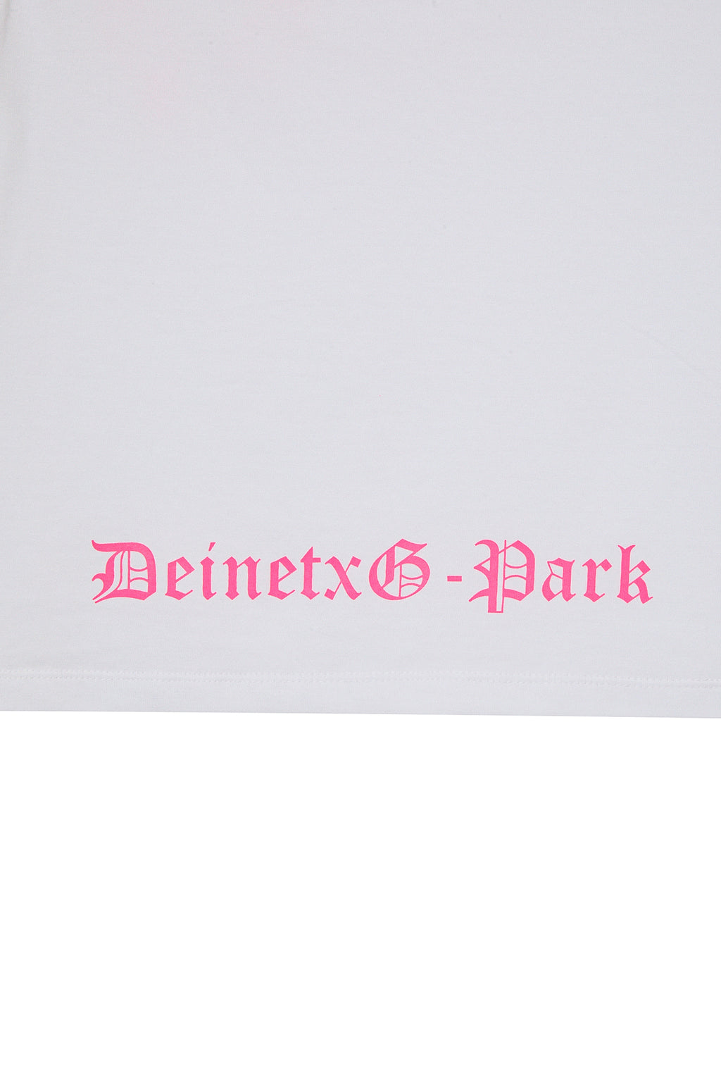 Deinet - Headset Mini T-Shirt In White/pink product image 6 | TRAB K-Fashion Australia
