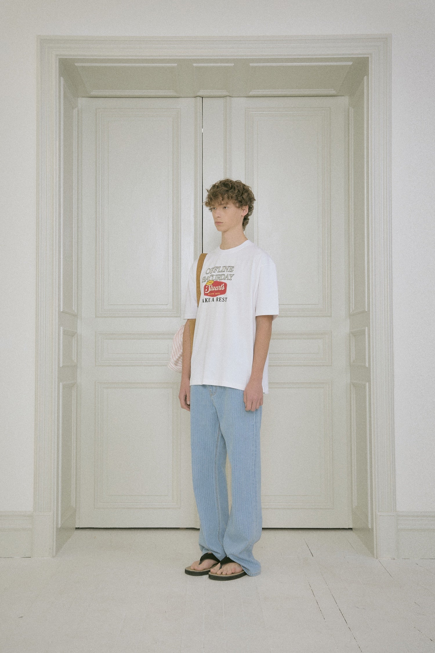 STU - Sign Printing T-Shirt (White) product image 2 | TRAB K-Fashion Australia