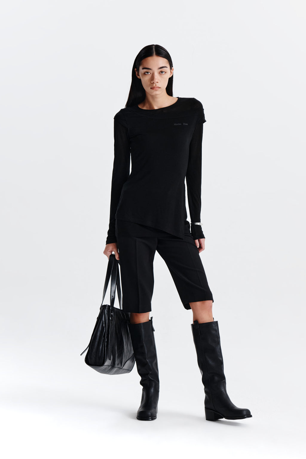Matin Kim - Capri Slit Pants (Black) product image 8 | TRAB K-Fashion Australia