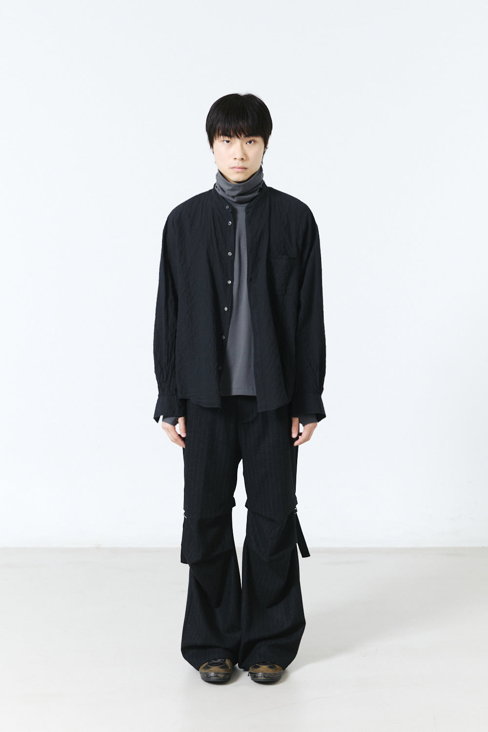 Hatchingroom - Band Collar Shirt Pin Check Dyed (Charcoal) product image 10 | TRAB K-Fashion Australia