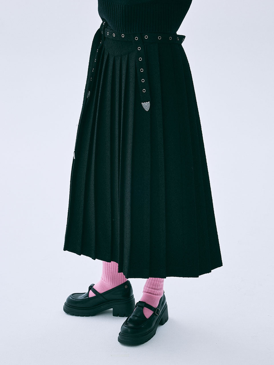 Mardi Mercredi - Pleats Maxi Skirt Stud (Black) product image 1 | TRAB K-Fashion Australia