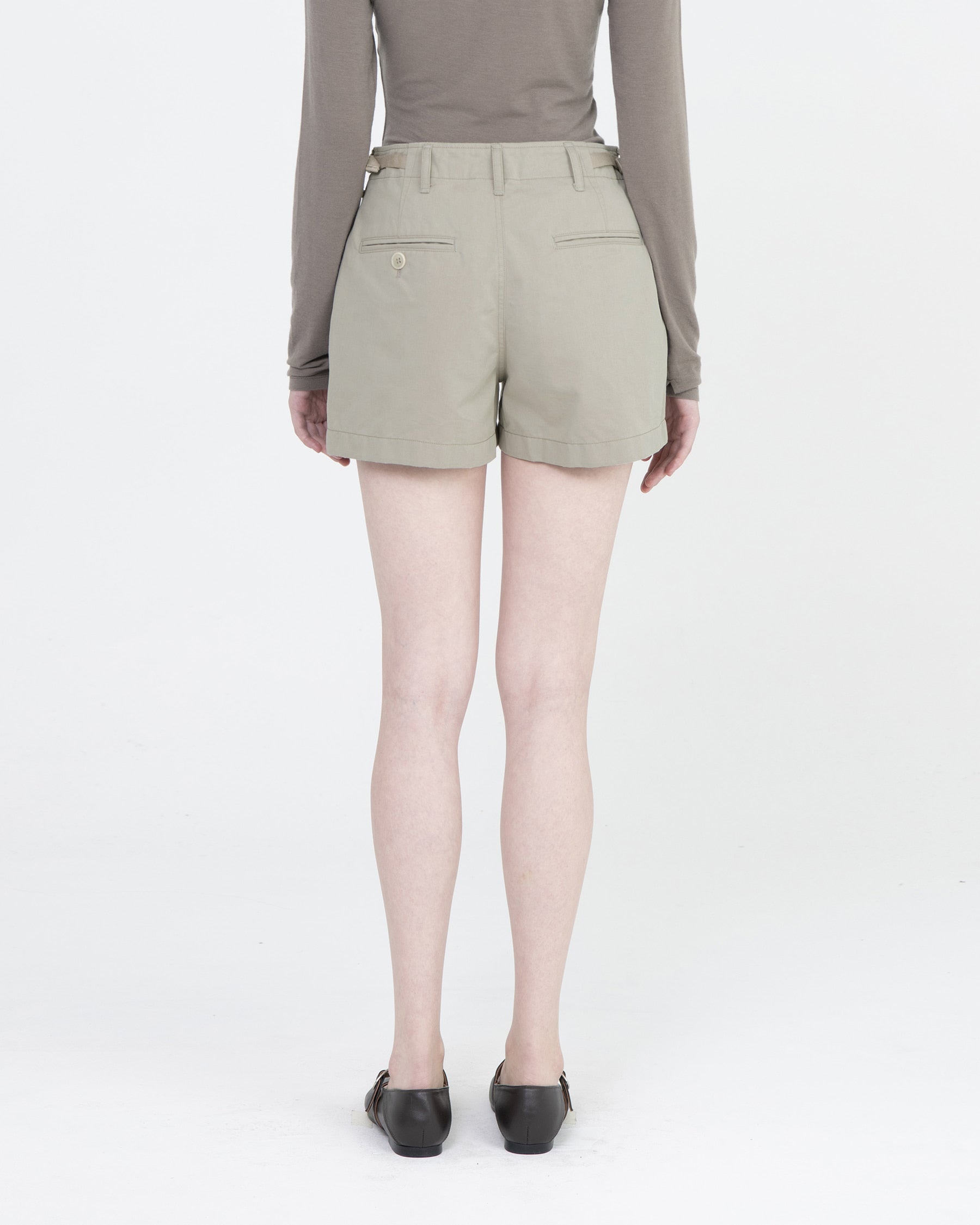 Brownyard - Essential Chino Shorts (Ivory) product image 2 | TRAB K-Fashion Australia