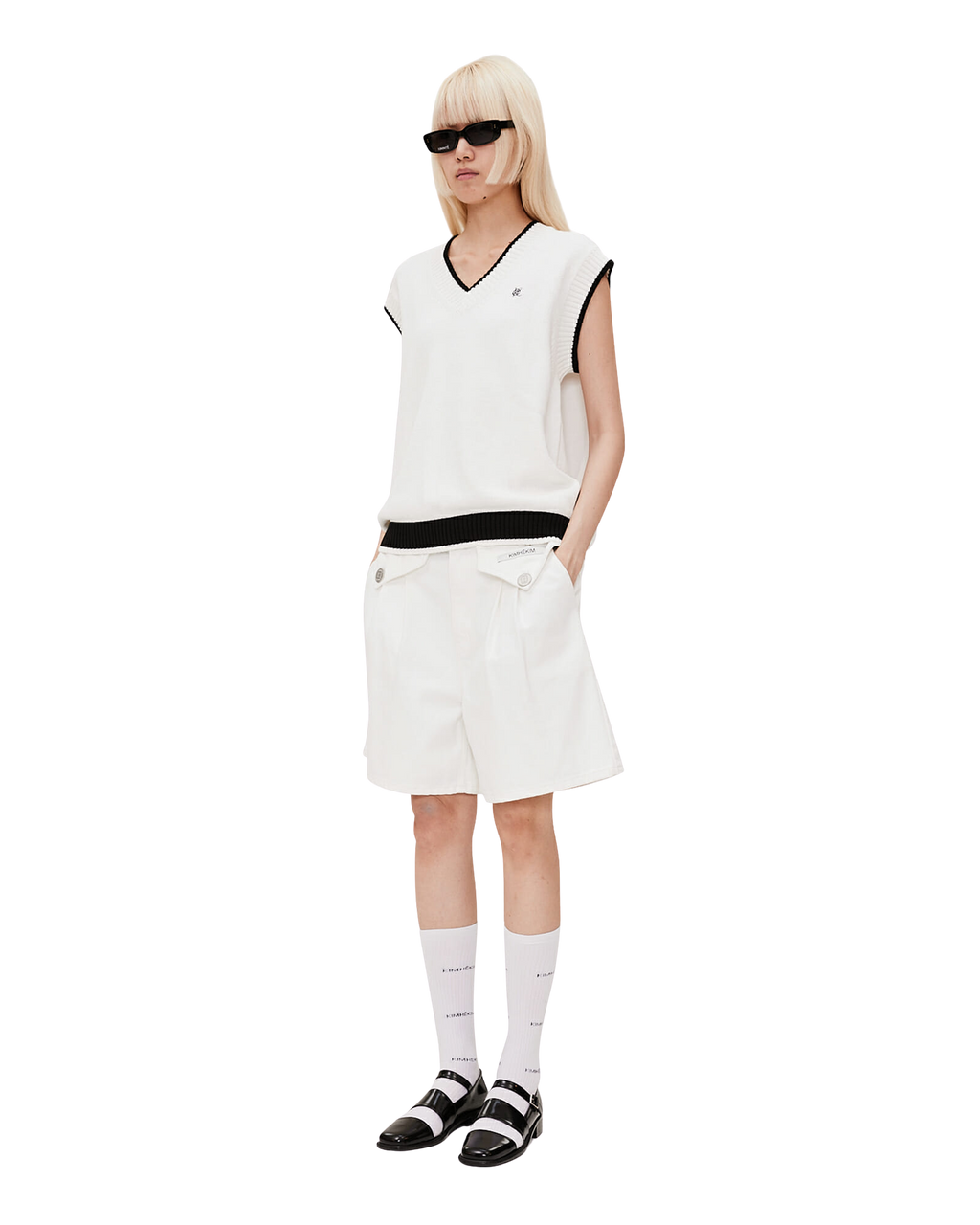 Kimhe Kim - Two Pockets Denim Shorts (White) product image 2 | TRAB K-Fashion Australia