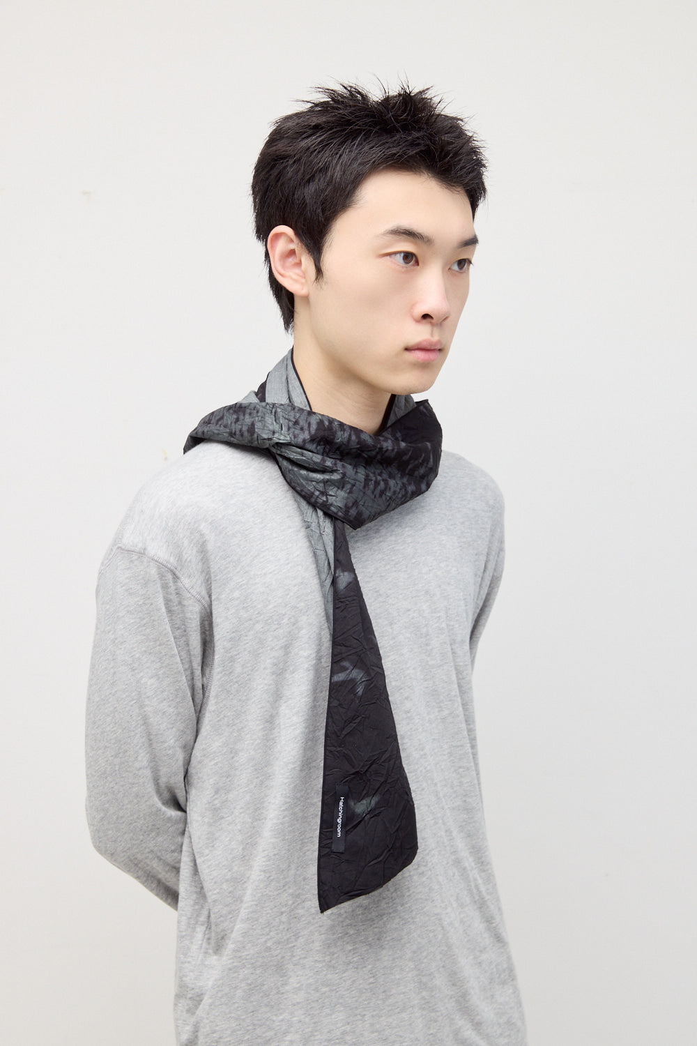 Hatchingroom - Murmuration Scarf (Black/Khaki) product image 6 | TRAB K-Fashion Australia