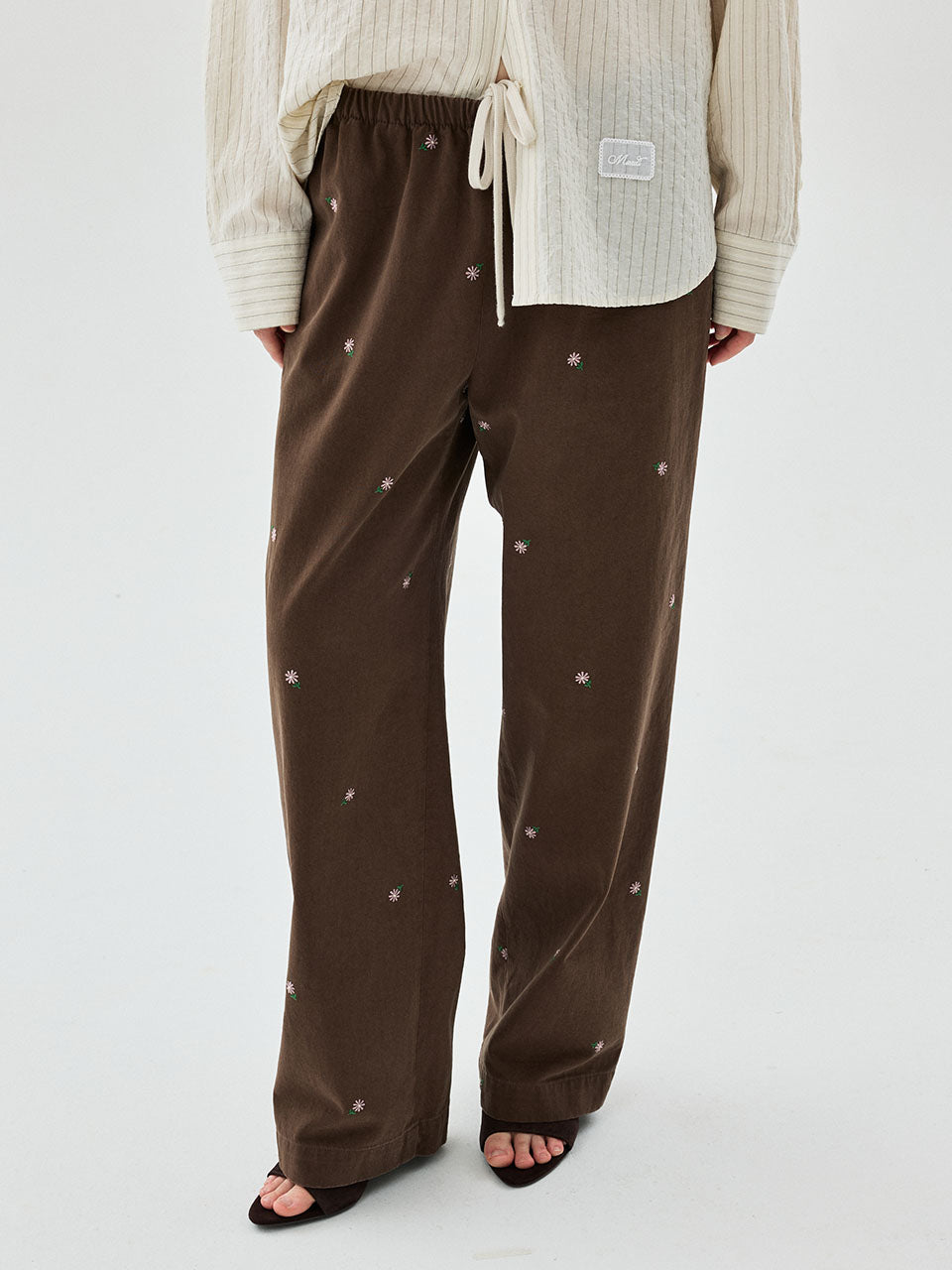 Mardi Mercredi - Cotton Banding Pants Floral Embroidery (Brown) product image 1 | TRAB K-Fashion Australia