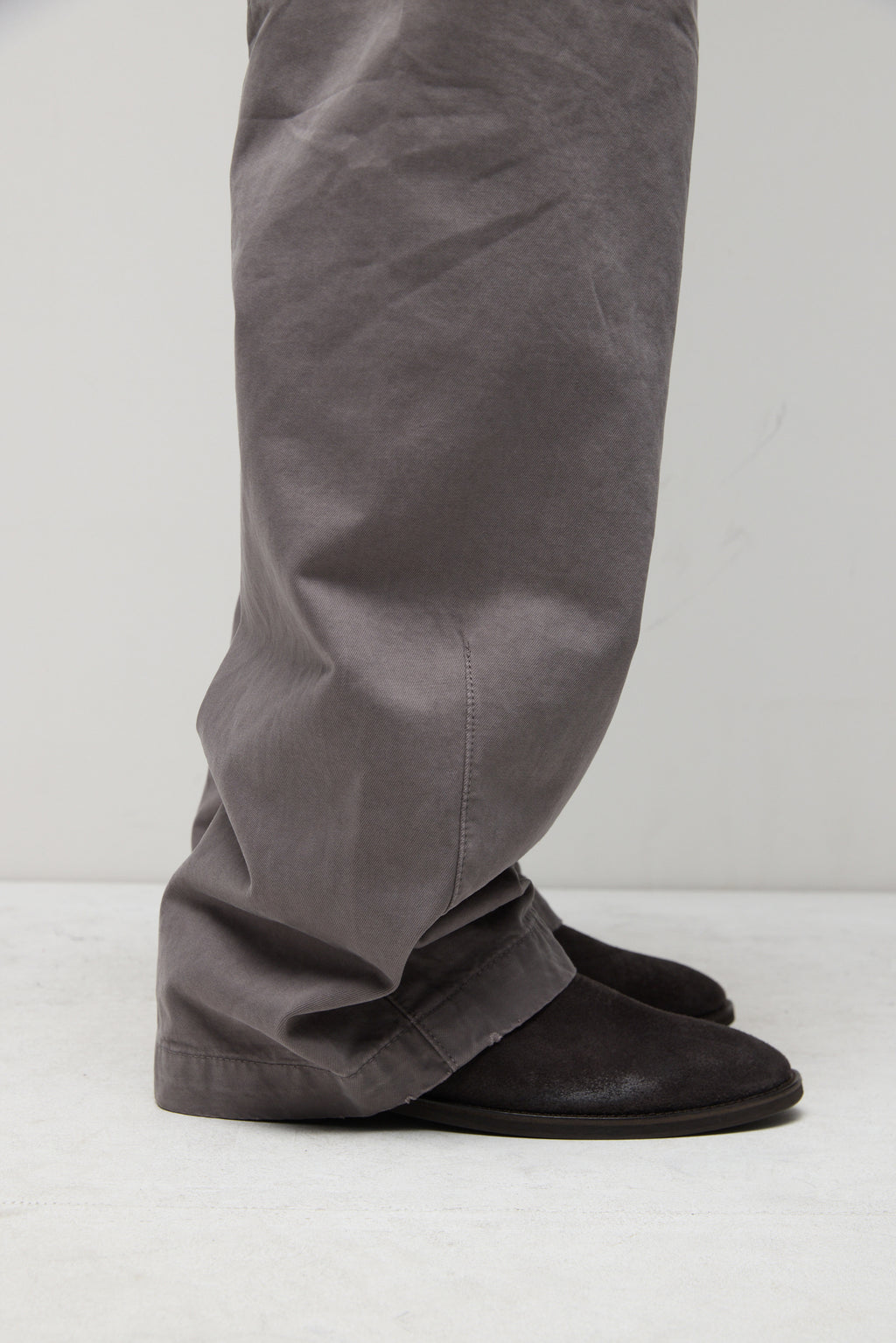 Hatchingroom - Shaped Trousers (Dyed Dusty Grey) product image 21 | TRAB K-Fashion Australia