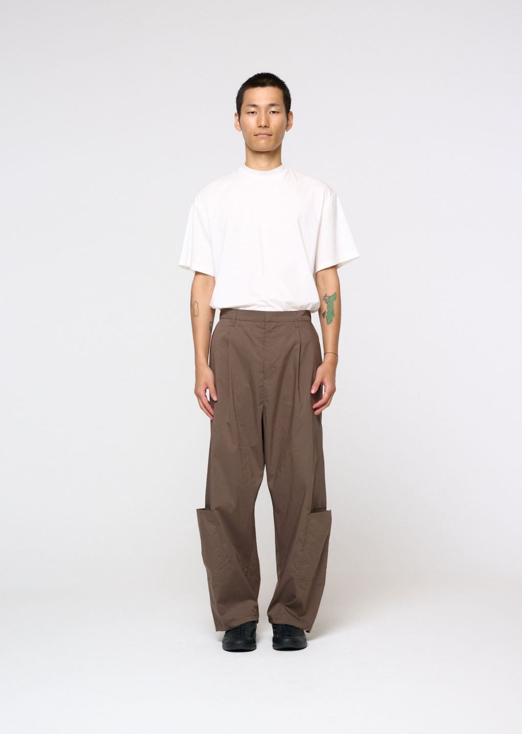 Amomento - Pocket Work Pants (Khaki) product image 2 | TRAB K-Fashion Australia
