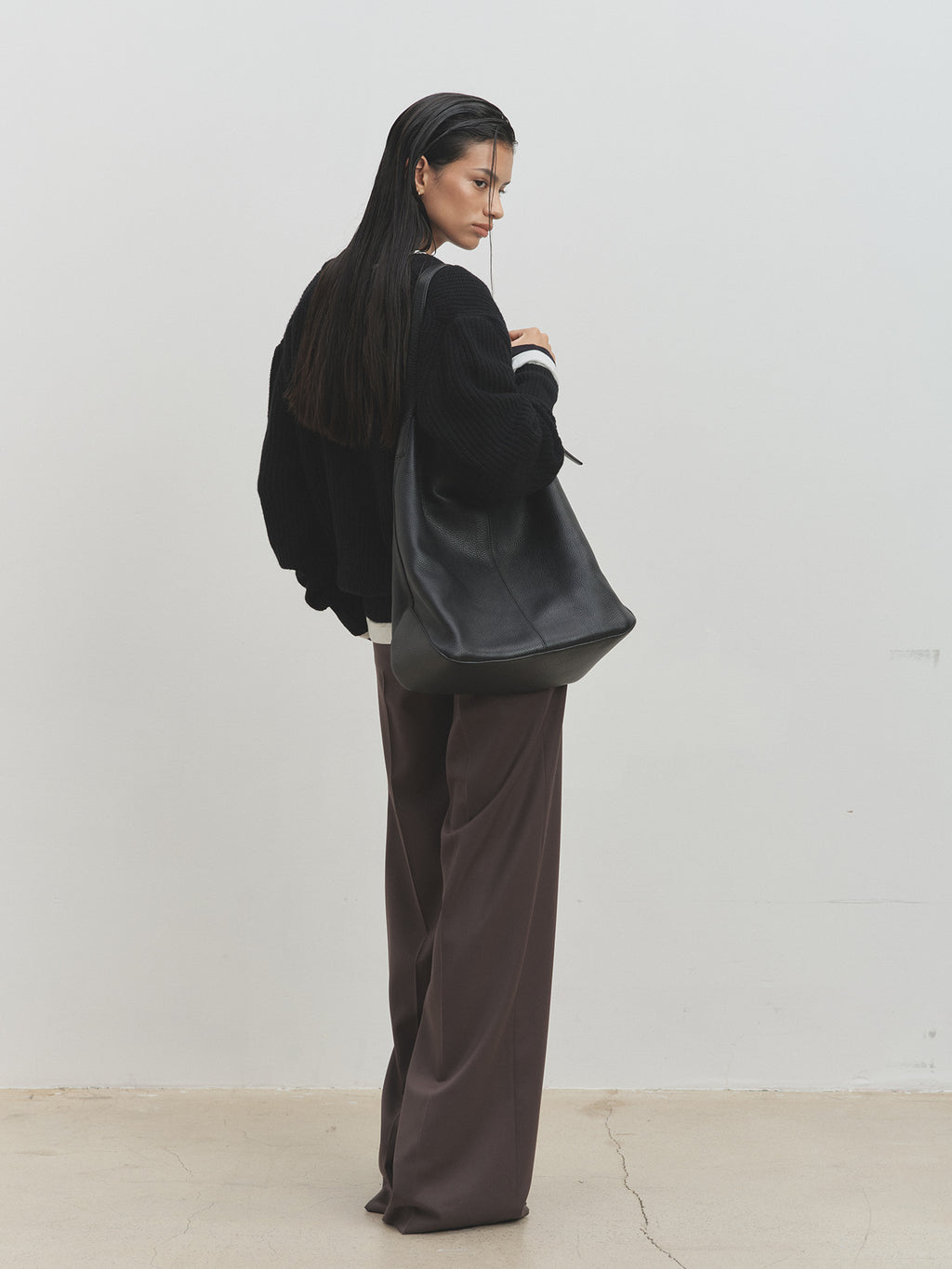 Tonywack - Merino Wool V-Neck Oversized Sweater (Black) product image 5 | TRAB K-Fashion Australia