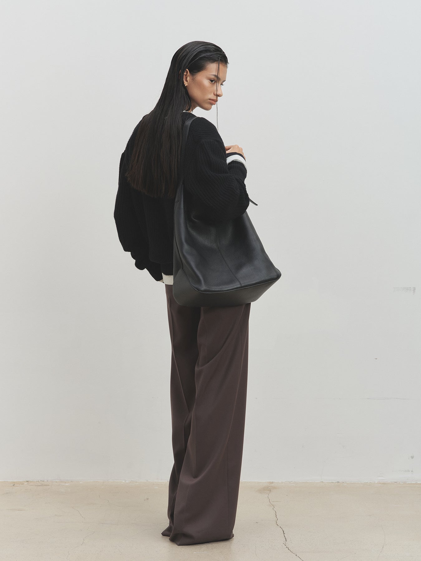 Tonywack - Merino Wool V-Neck Oversized Sweater (Black) product image 5 | TRAB K-Fashion Australia