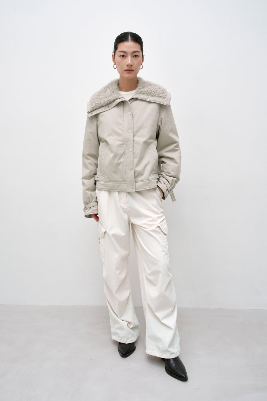 Insilence - Spread Fur Collar Jumper (Grey Beige) product image 1 | TRAB K-Fashion Australia