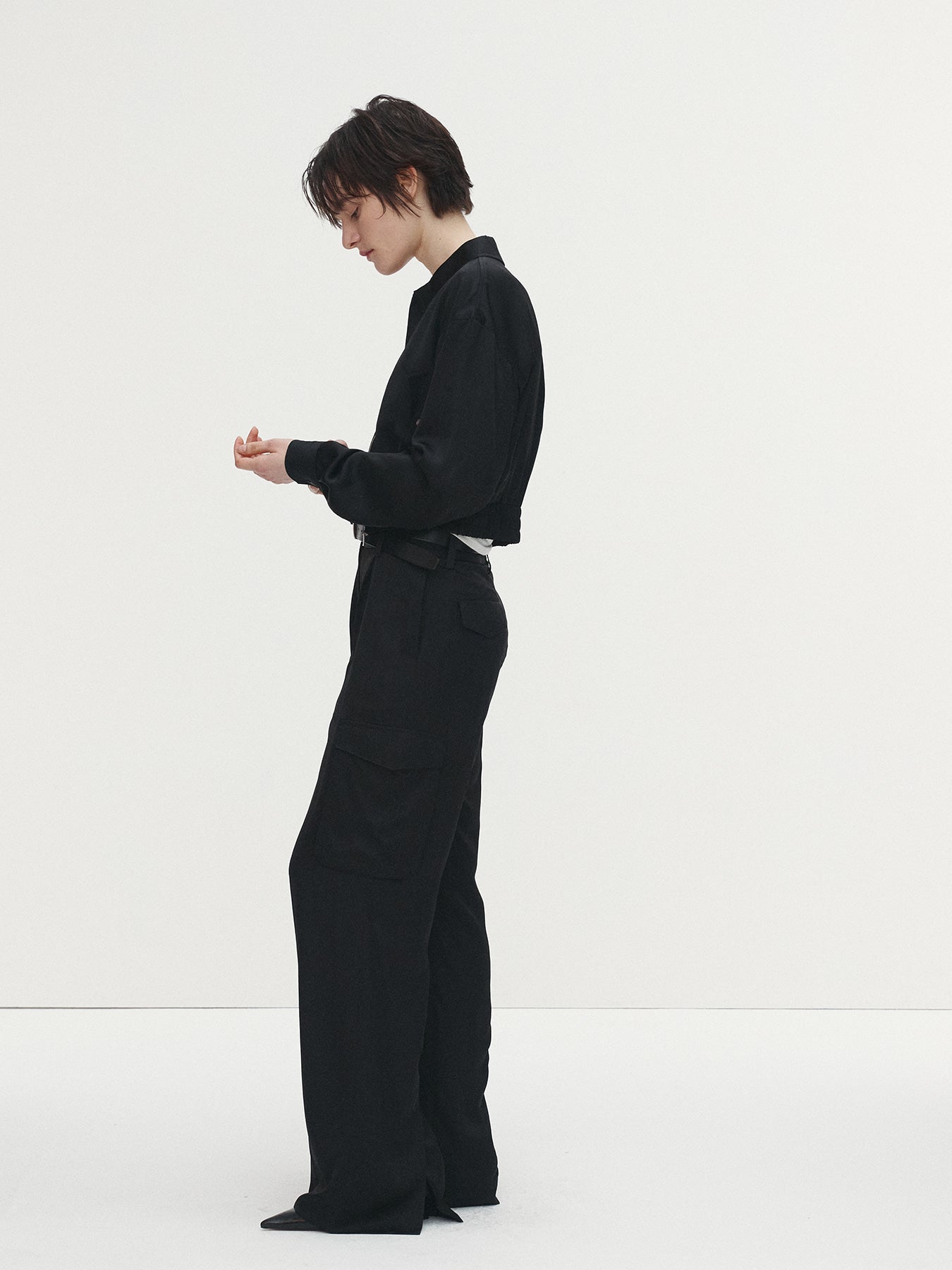 Tonywack - Satin Cropped Blouson Jacket (Black) product image 4 | TRAB K-Fashion Australia