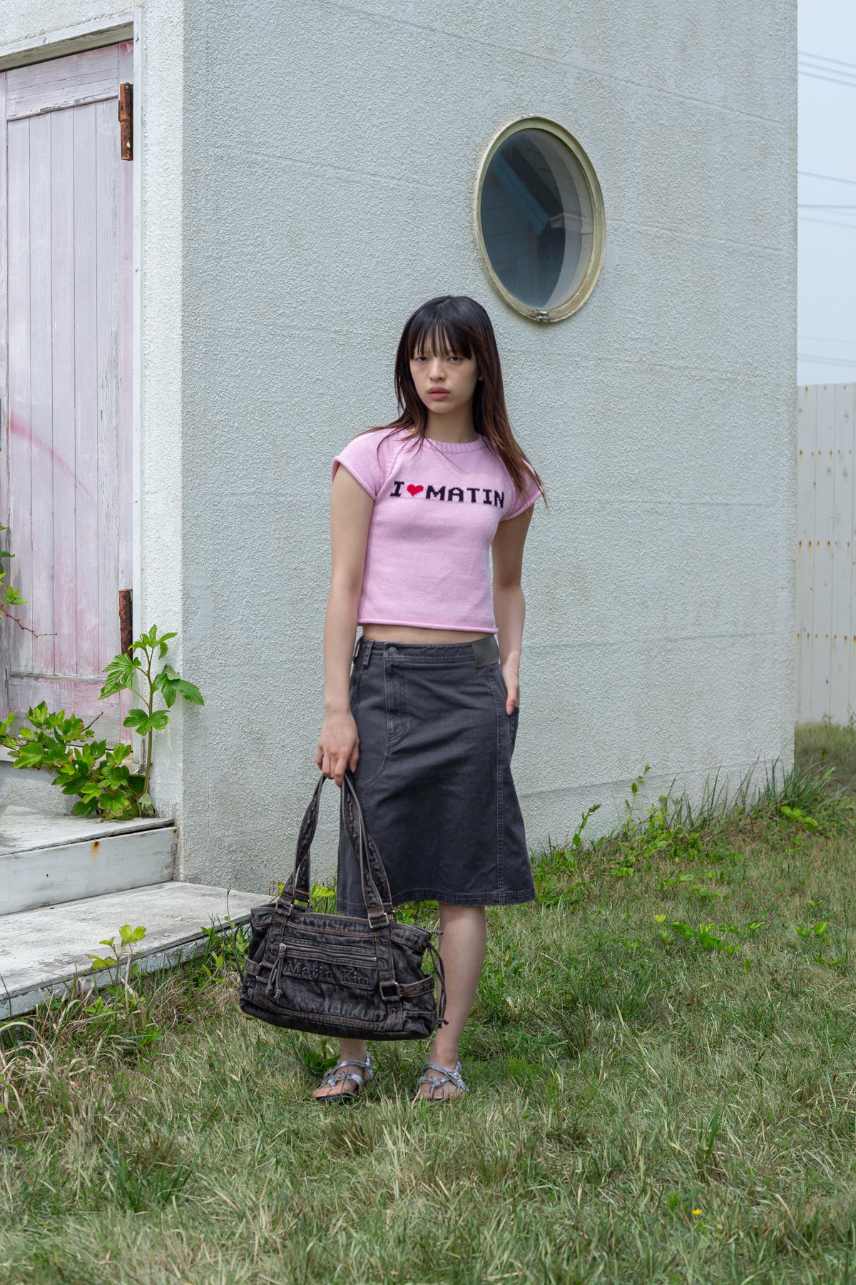 Matin Kim - Side Pocket Point Midi Skirt (Charcoal) product image 7 | TRAB K-Fashion Australia