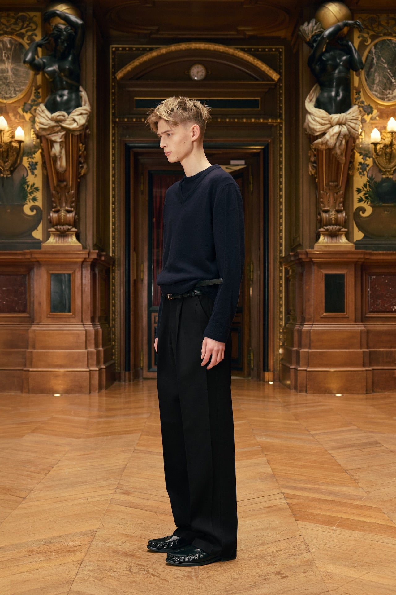 STU - Pin Tuck V-neck Knit (Navy) product image 11 | TRAB K-Fashion Australia