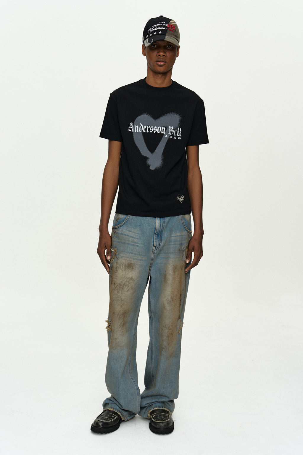 Andersson Bell - (essential) Unisex Heart T-Shirt (Black) product image 2 | TRAB K-Fashion Australia