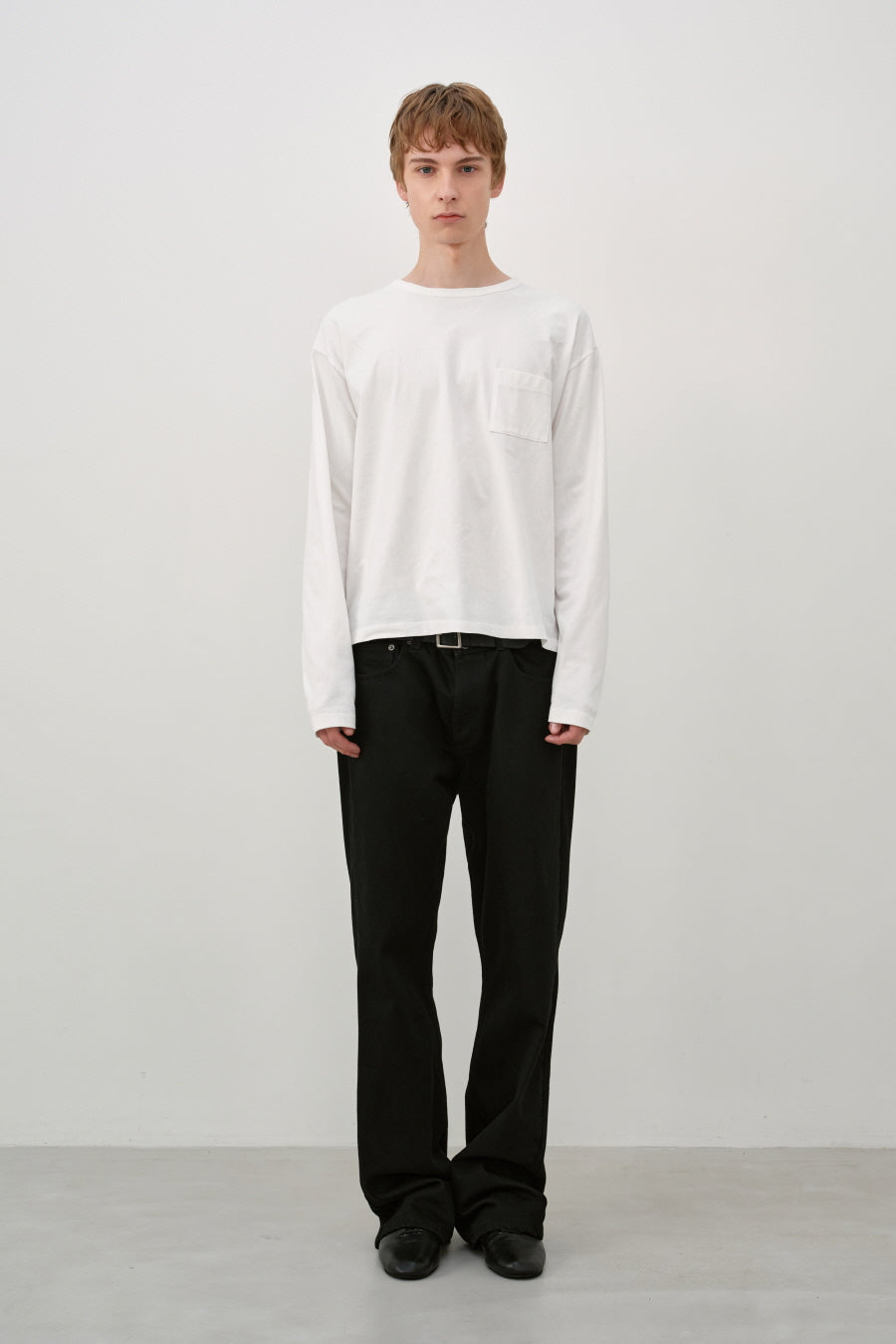 Insilence - Light Pitch Pocket Long Sleeve (White) product image 3 | TRAB K-Fashion Australia