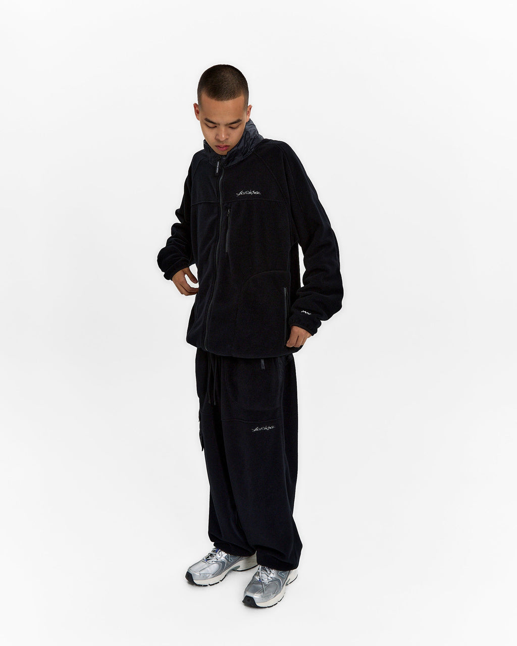 yeseyesee - Y.E.S Pocket Fleece Pants (Black) product image 8 | TRAB K-Fashion Australia