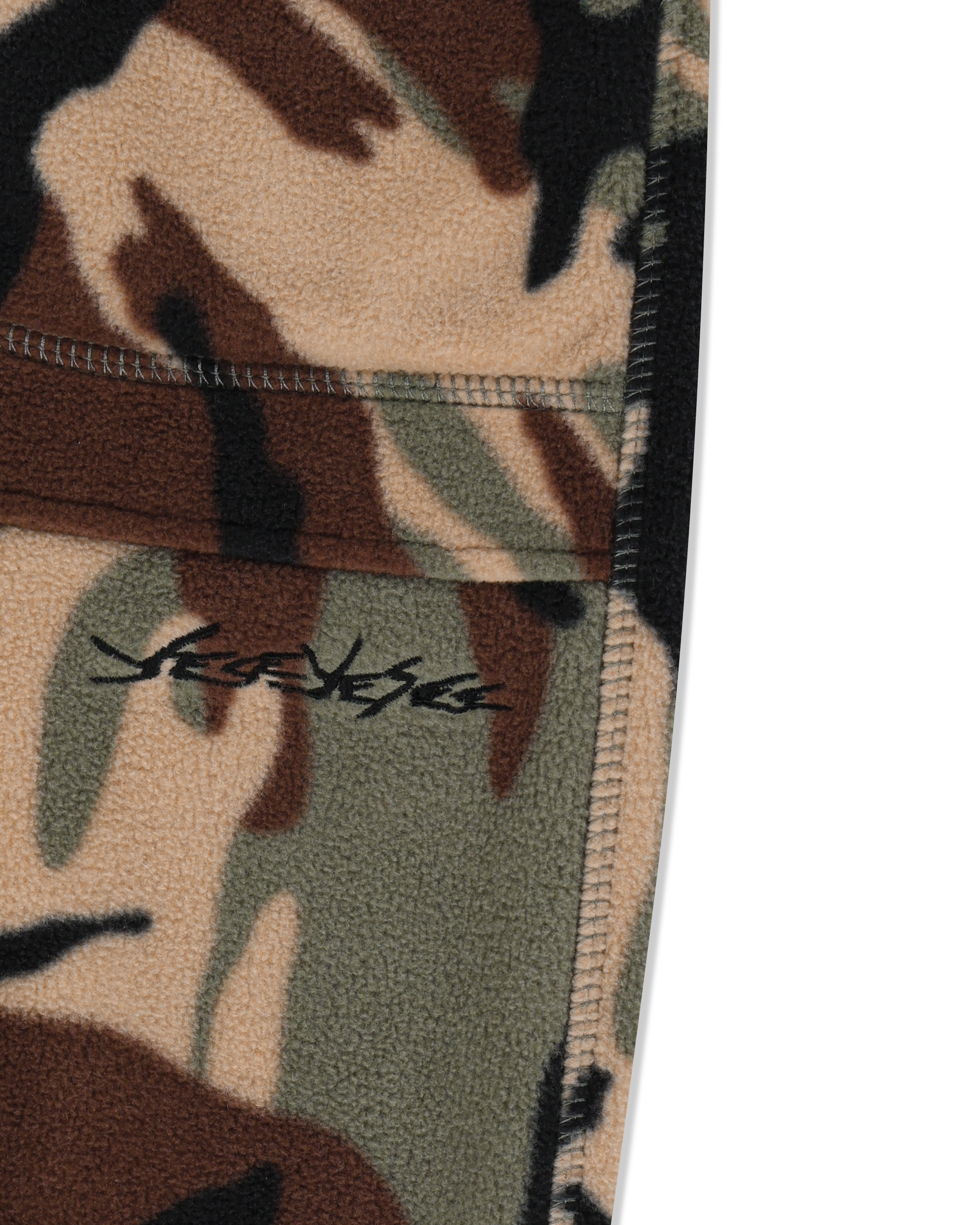 yeseyesee - Y.E.S Pocket Fleece Pants (Camo) product image 3 | TRAB K-Fashion Australia