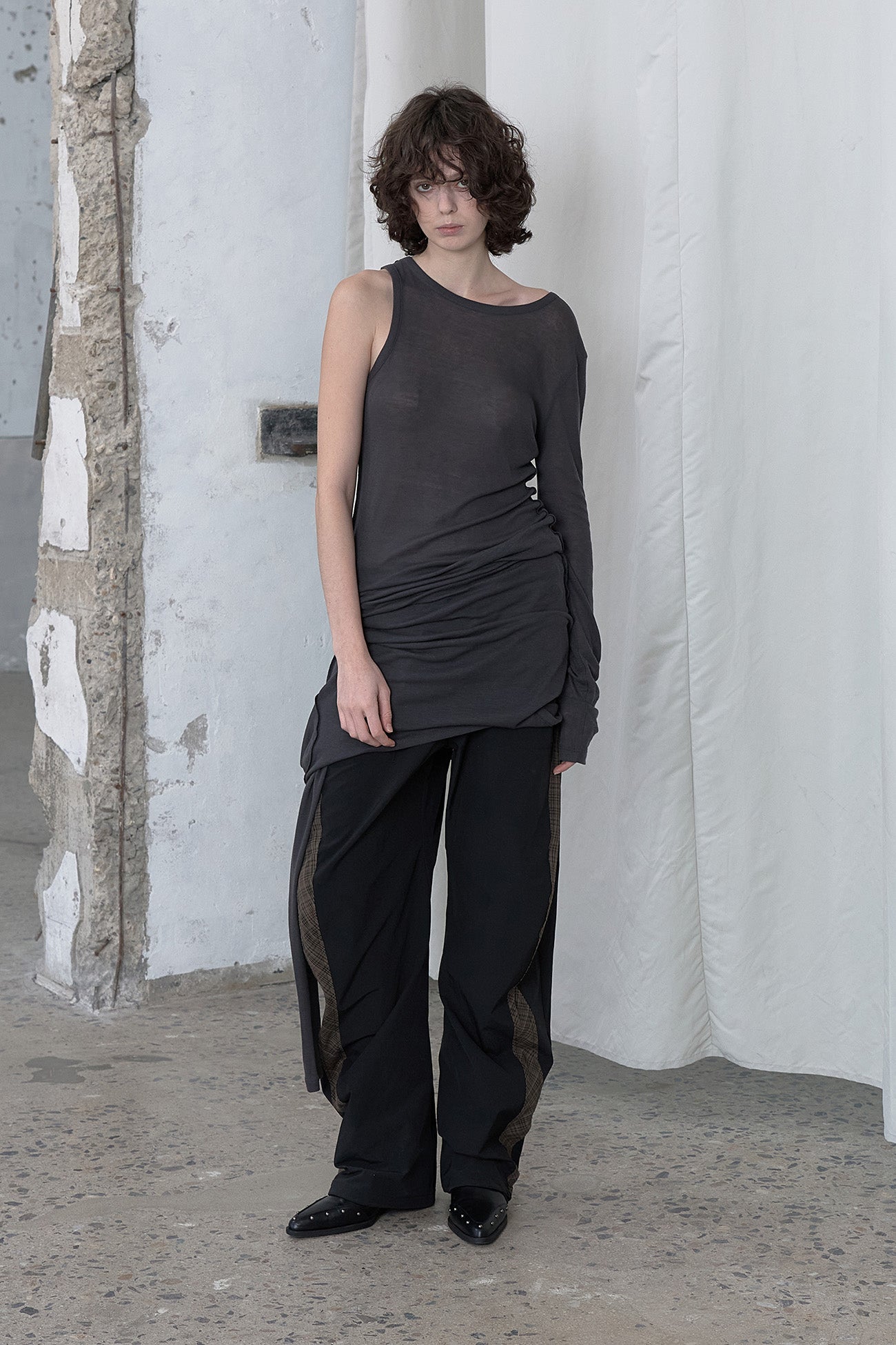 Deinet - Layered Long Sleeve (Charcoal) product image 5 | TRAB K-Fashion Australia