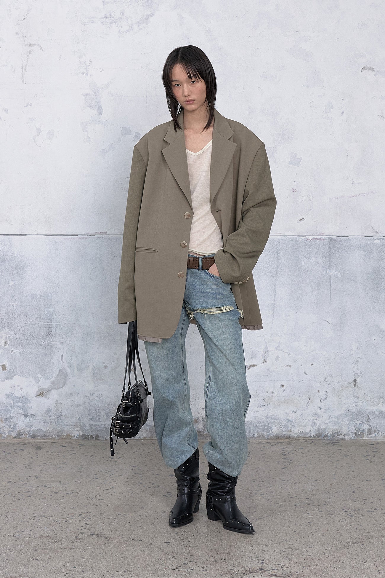 Deinet - Lowcut Blazer (Khaki Beige) product image 4 | TRAB K-Fashion Australia