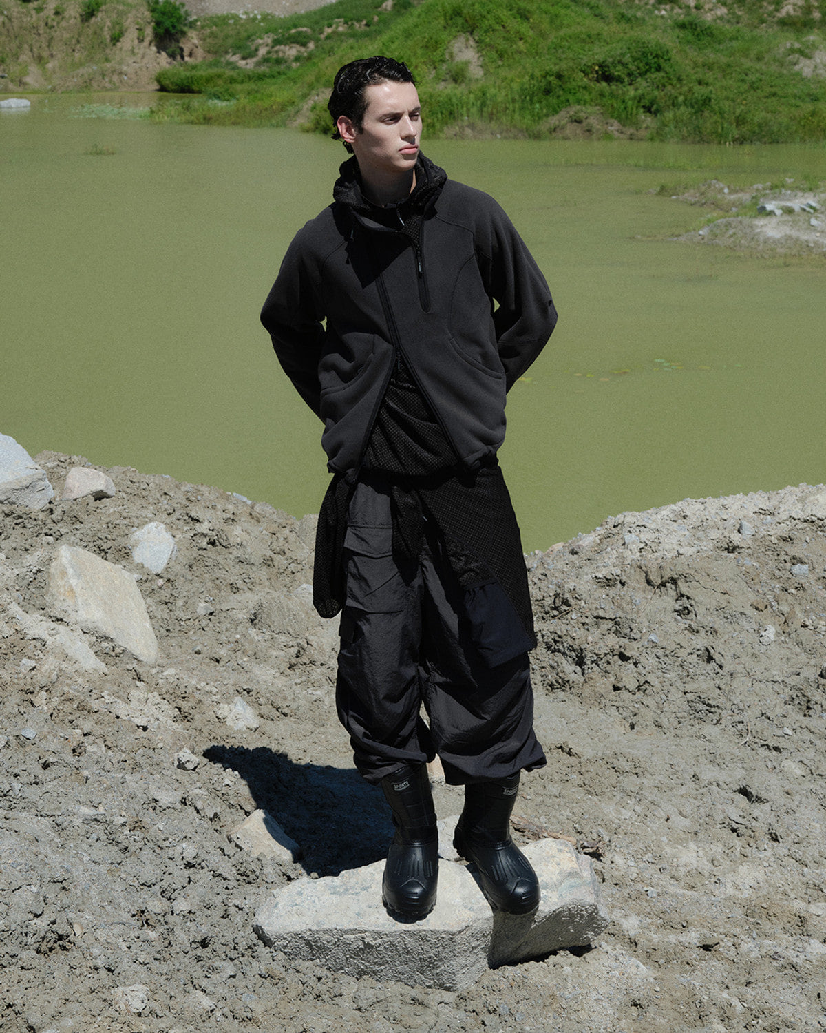 Eastlogue - Montane Waves Fleece Jacket (Black) product image 1 | TRAB K-Fashion Australia