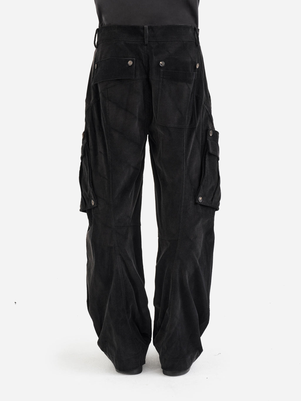 Jiyong Kim - Sun-Bleached Detachable Pocket Trousers (Black) product image 8 | TRAB K-Fashion Australia