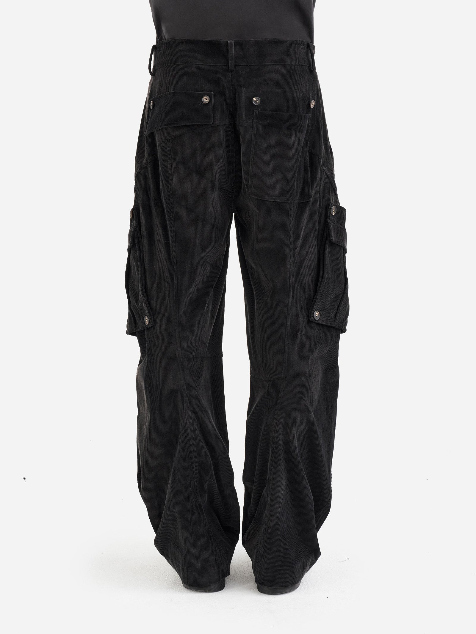 Jiyong Kim - Sun-Bleached Detachable Pocket Trousers (Black) product image 8 | TRAB K-Fashion Australia