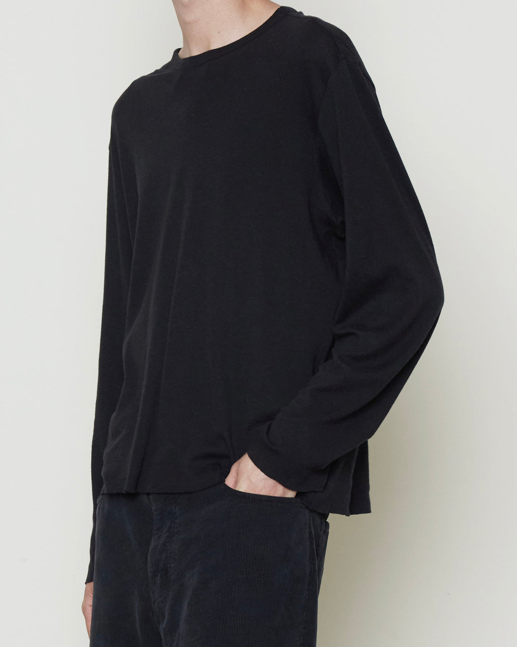 Brownyard - Cashmere Cut Off Long Sleeve (Black) product image 4 | TRAB K-Fashion Australia