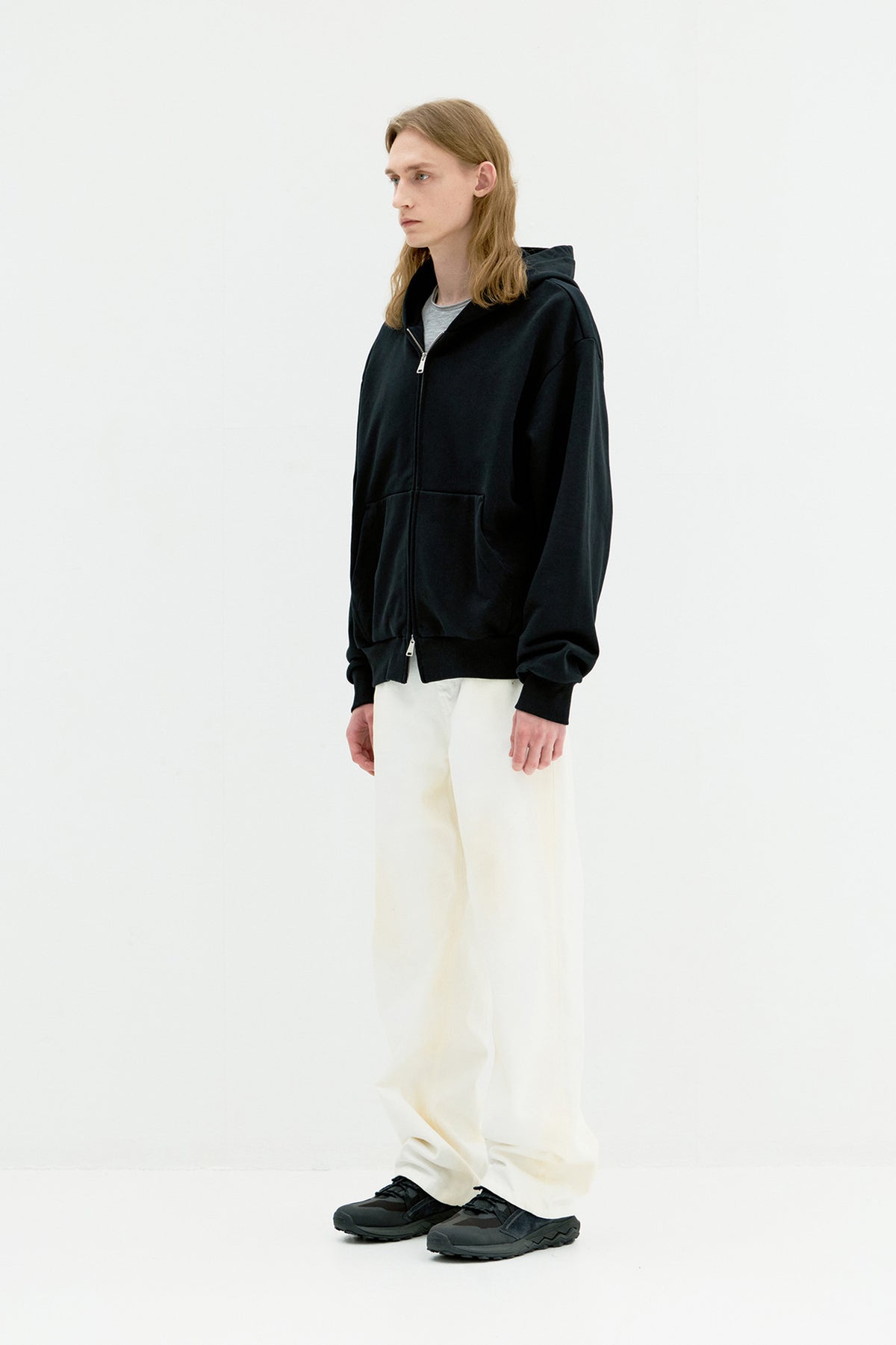 Coor - Minimal Cotton Hooded Zip Jumper (Black) product image 3 | TRAB K-Fashion Australia