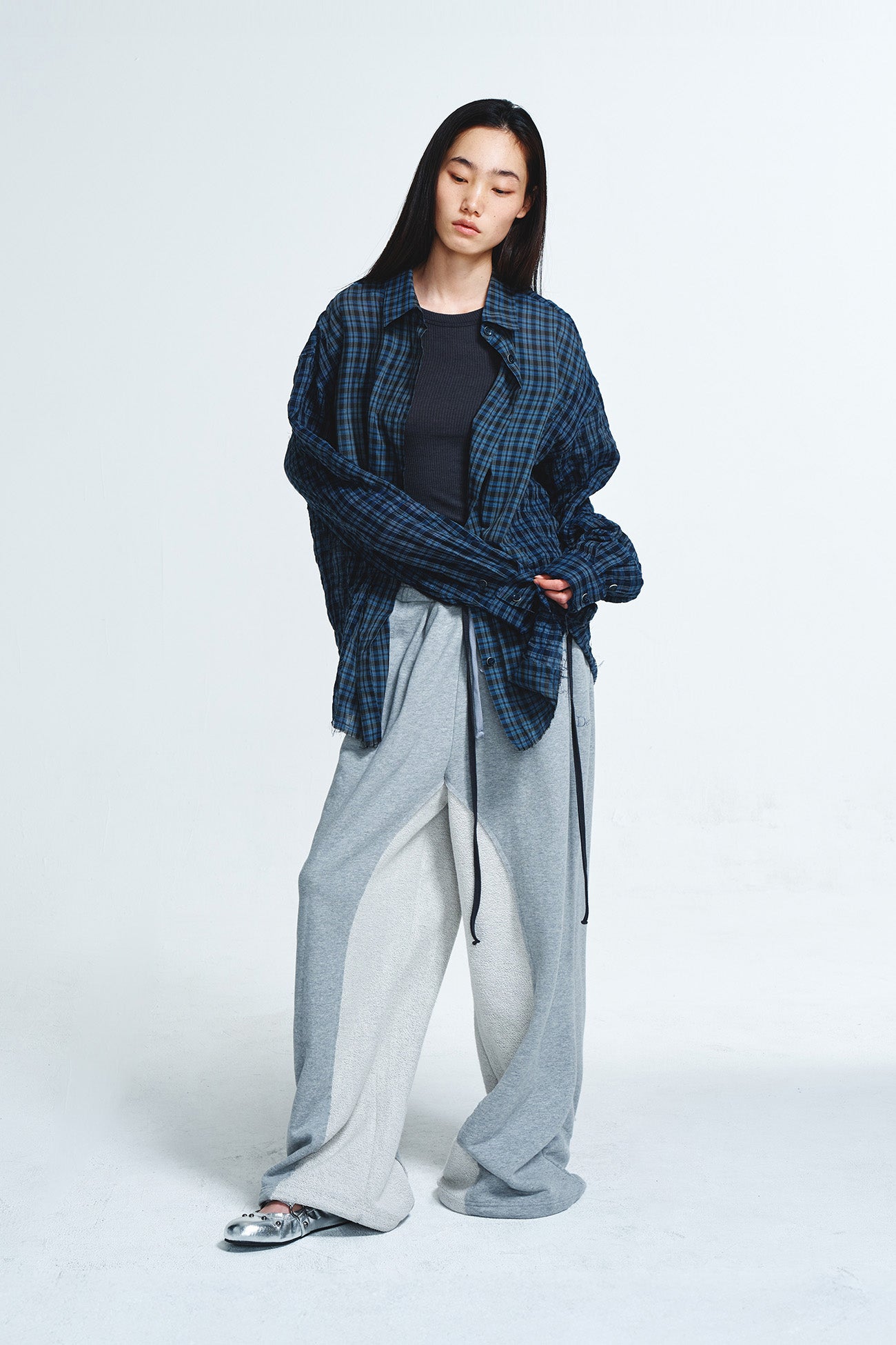 Deinet - Checkered Point Overfit Shirt (Navy) product image 6 | TRAB K-Fashion Australia