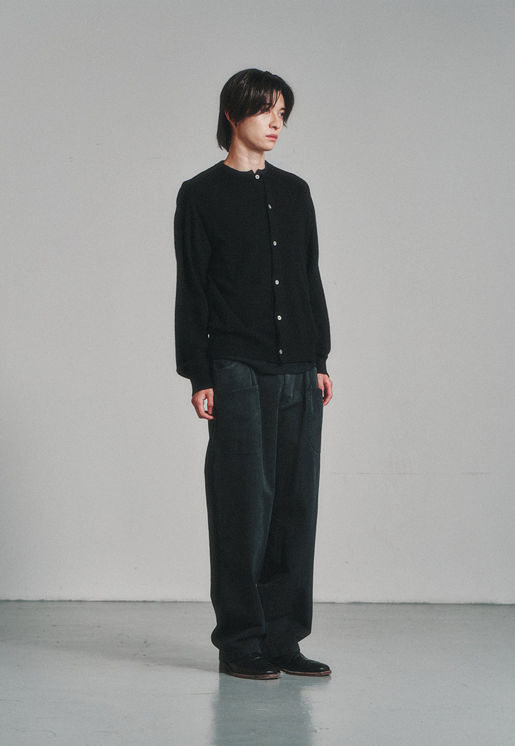 Art if acts - Wholegarment Round Neck Cardigan (Black) product image 3 | TRAB K-Fashion Australia