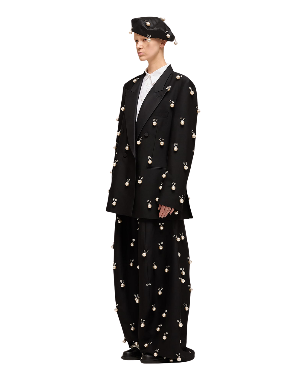 Kimhe Kim - Pearl Embellished Wool-Silk Balloon Trousers (Black) product image 4 | TRAB K-Fashion Australia